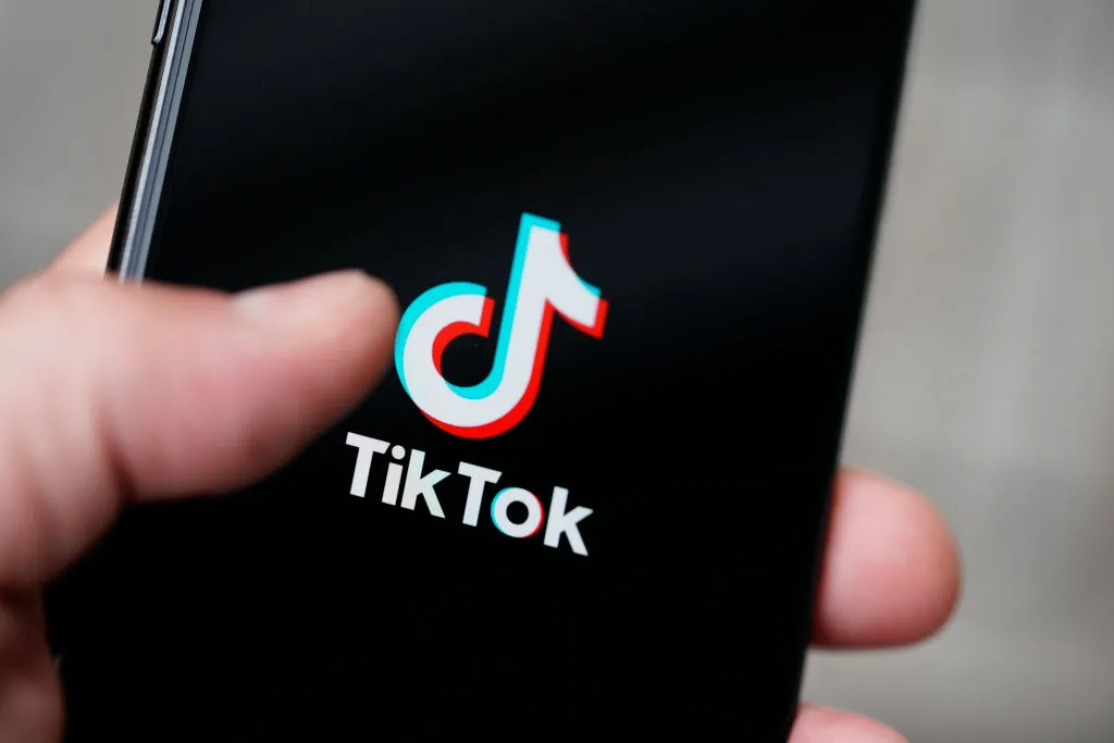 Instagram Reels vs TikTok: Which one is better?