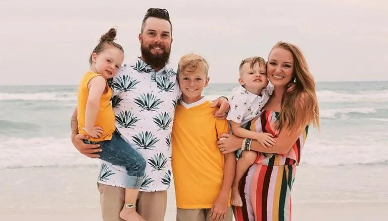 is maci bookout pregnant