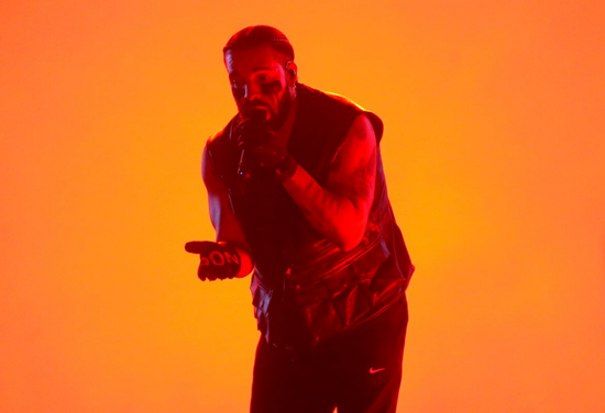 Drake's Viral Lollapalooza Performance: Sings Argentina's 'Muchachos' - The Unofficial World Cup Anthem