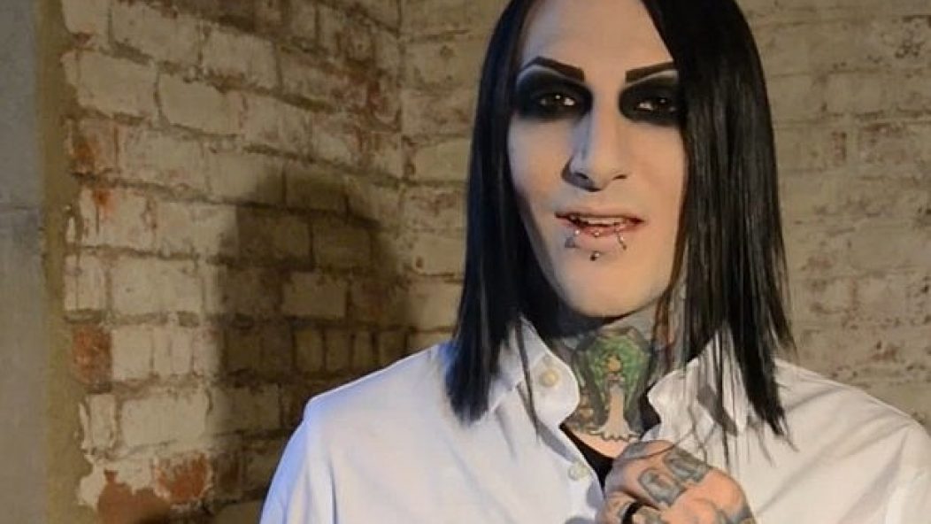 is chris motionless gay