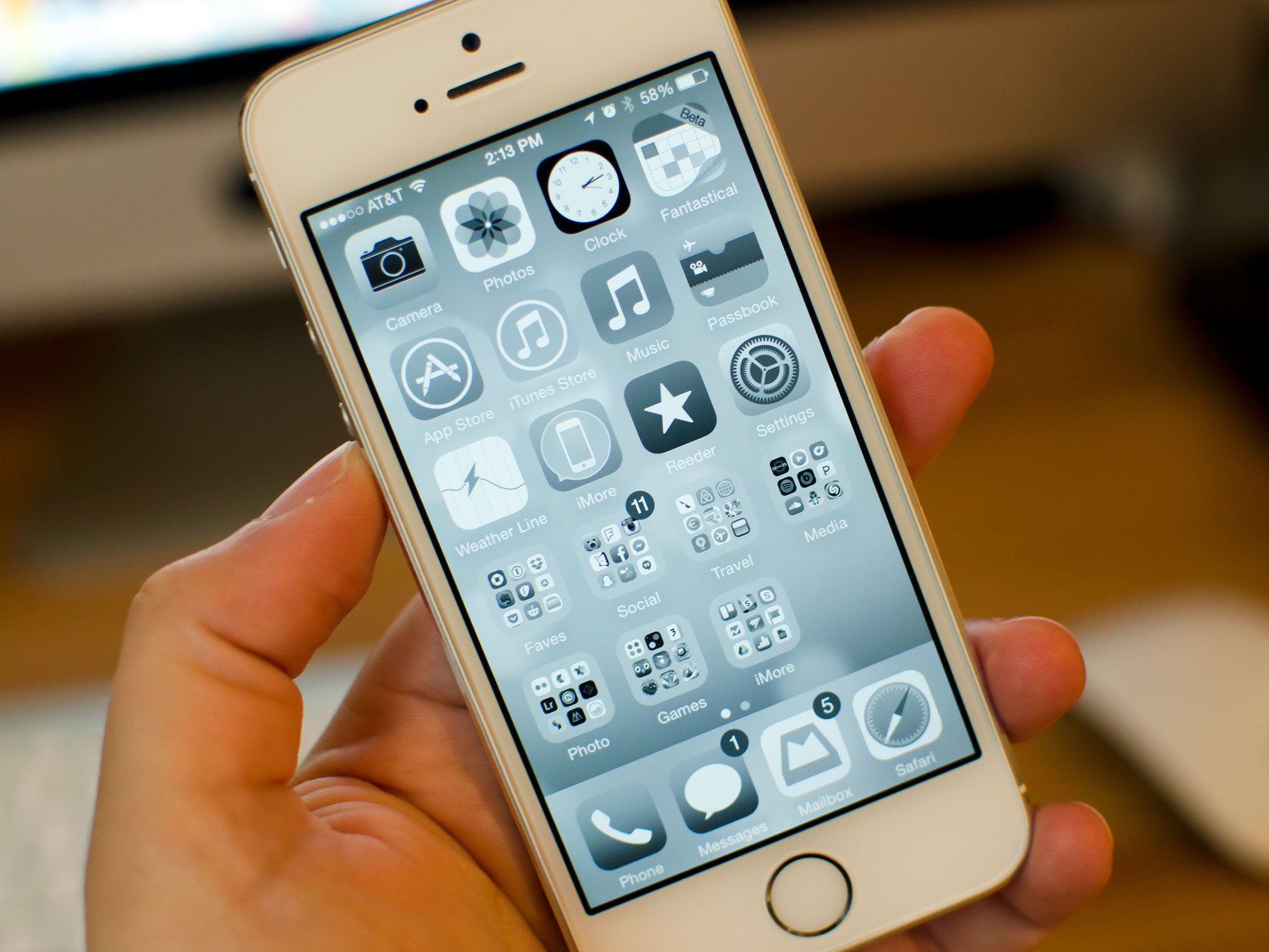how to grayscale iphone