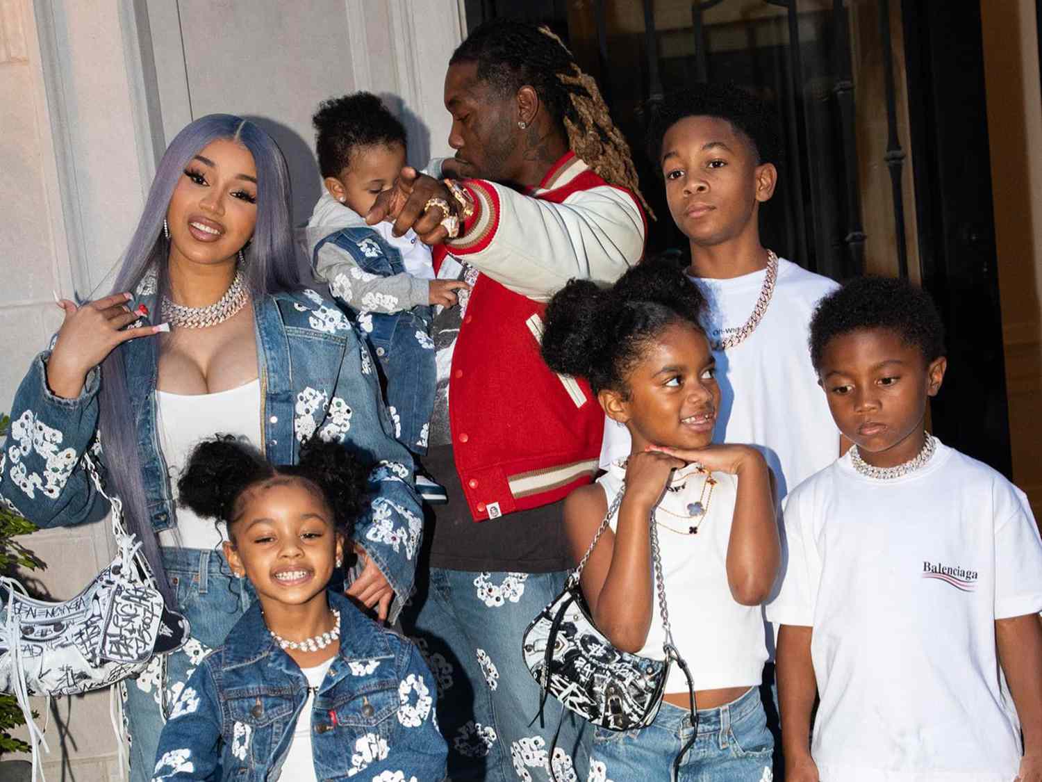 is cardi b and offset back together